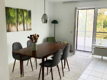 Wohnen im Grünen – Charmante 2 Zimmer Wohnung mit zwei Balkonen in Rösrath