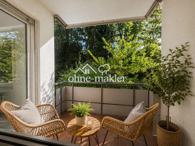 Wohnen im Grünen & dennoch zentral – charmante 3 Zimmer Wohnung mit Balkon in Bad Homburg