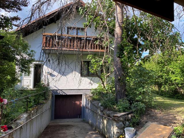 Wohnen im Grünen Einfamilienhaus mit Wintergarten