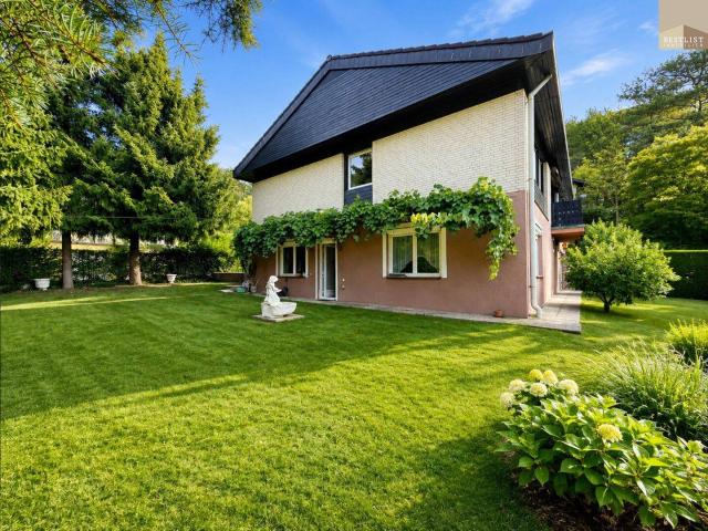 Wohnen im Grünen – gepflegtes Einfamilienhaus mit Fernblick in Ober Piesting