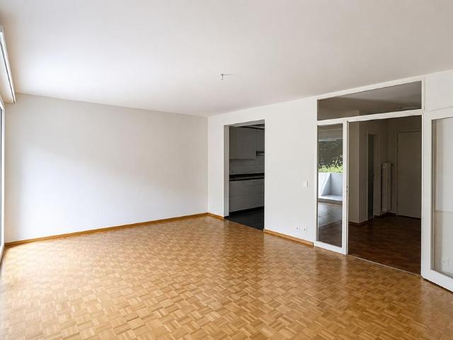 Wohnen im Grünen in Binningen 4.5 Zimmer Maisonettewohnung mit Ha.