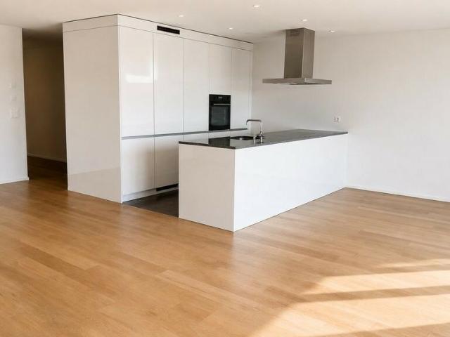 Wohnen im Grünen zentrale 3.5 Zimmer Wohnung mit Balkon