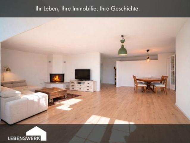Wohnen im Dorfzentrum – Moderne Dachwohnung mit Cheminée in Hefenhofen TG