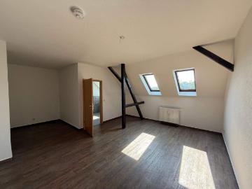 Wohnen im Dachgeschoss 3 Zimmer EBK zwei BÃ¤der