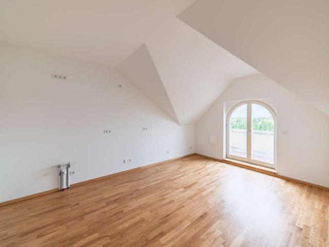 Wohnen im Denkmal Hoheacht: 2 Zimmer Dachgeschosswohnung mit gemütlichem Balkon WE09