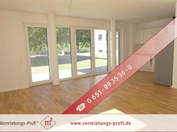 Wohnen im Erdgeschoss – 2 Zimmer Wohnung mit Terrasse & Einbauküche