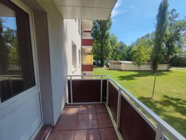 Wohnen im Erdgeschoss mit Balkon und Tageslichtbad