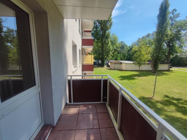 Wohnen im Erdgeschoss mit Balkon und Tageslichtbad