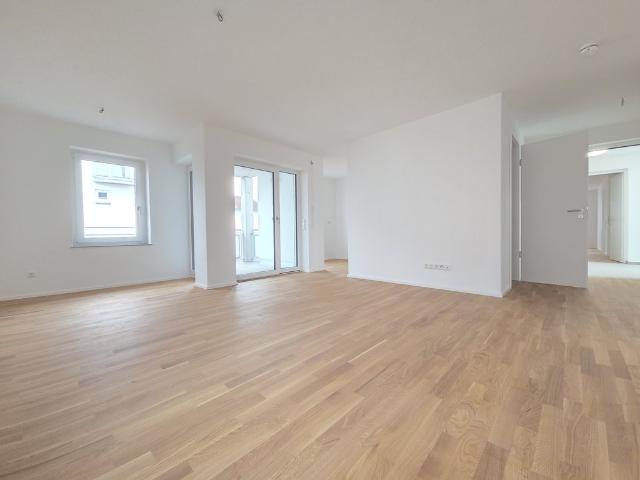 wohnen im erstbezug: 2 zimmer wohnung mit sonnigem balkon