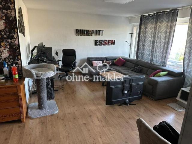 Wohnen im Essener Süden – Helle 2,5 Zimmer Wohnung mit Balkon