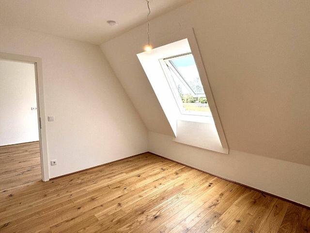 Wohnen im Kleegarten_gut geschnittene 2 Zimmer Wohnung mit Balkon und Gartenabteil_Top 12_PROVISIONSFREI!
