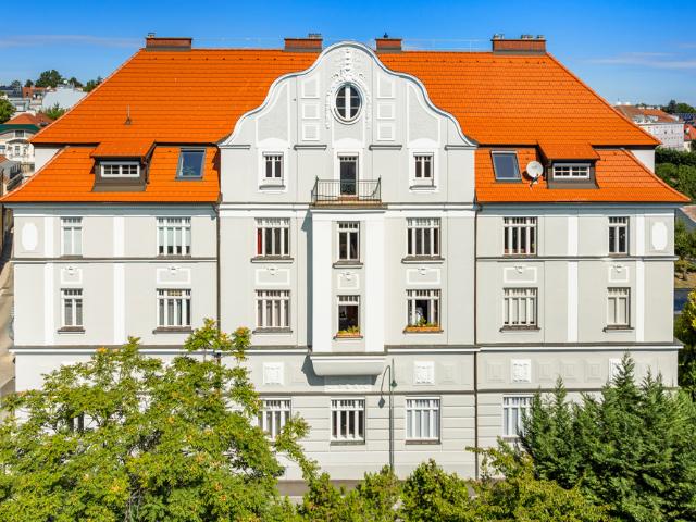 Wohnen im Herzen von Klosterneuburg! Exklusive Wohnung mit Pool und privatem Garten