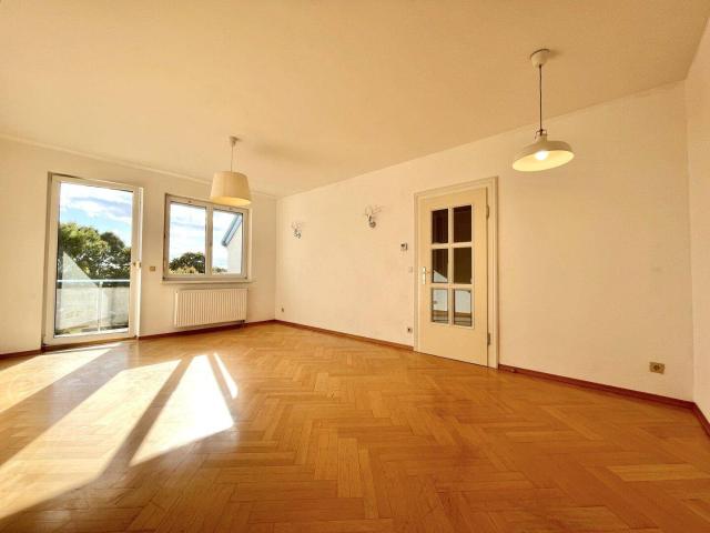Wohnen im Marchfeld! Helle 4 Zimmer Dachgeschoßwohnung mit Balkon