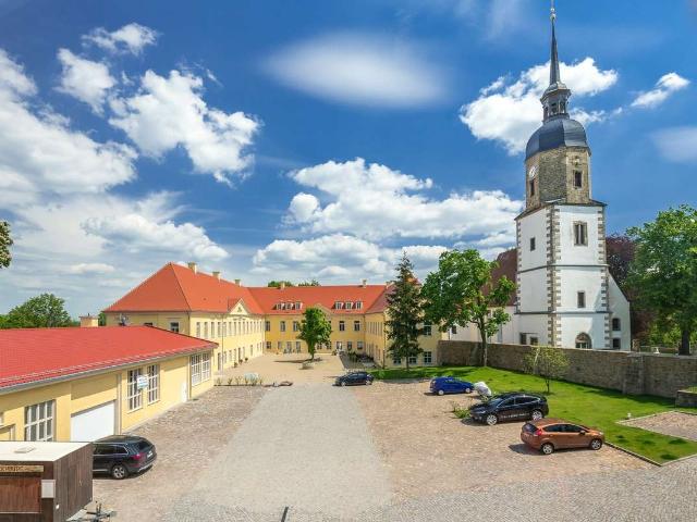 Wohnen im Schloss+Terrasse+EBK+FB Heizung
