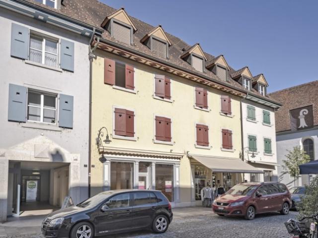 Wohnen im Städtli Laufen grosse Wohnung mit 2 Badezimmer