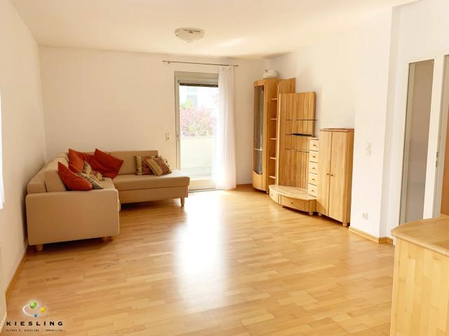 Wohnen in 1230 Wien: 2 Zimmer Wohnung mit Loggia, Grünblick und Garagenplatz