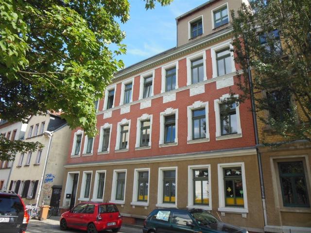 WOHNEN in CONNEWITZ Tolle 2 Zi. Whg, Bad mit Fenster in ruhiger Lage