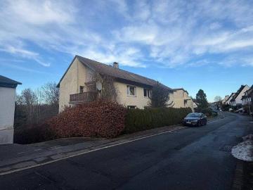 Wohnen in bester gutbürgerlicher Lage von Heedfeld: 3 Familienhaus mit Baugrundstück…