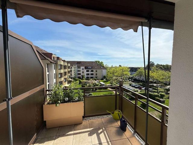 Wohnen in bester Lage von Bergisch Gladbach – 2 Zimmer, Balkon und Tiefgaragenstellplatz
