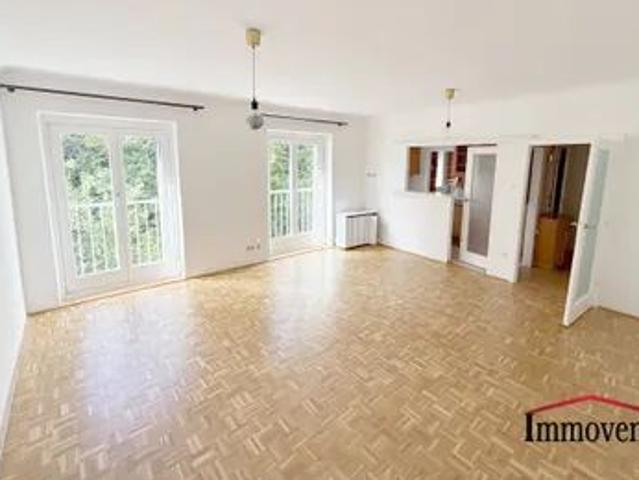 Wohnen in Grinzing nette 1 Zimmerwohnung mit Grünblick Anfragen sind nur per Mail möglich!