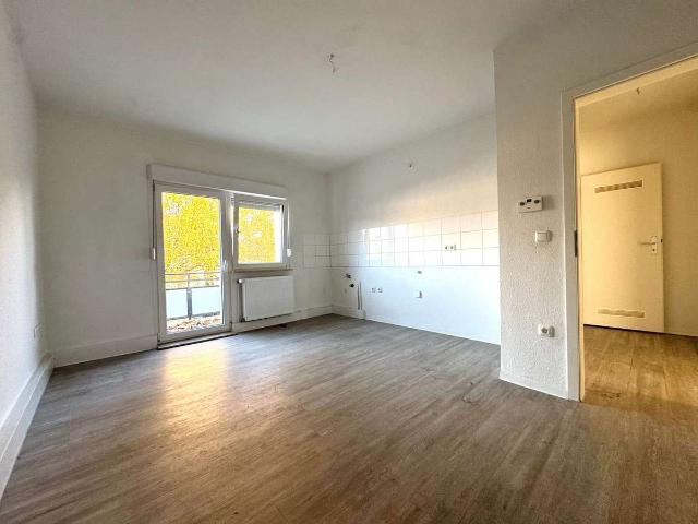 Wohnen in der Gartenstadt Welheim helle Einzimmerwohnung mit riesiger Wohnküche und Balkon