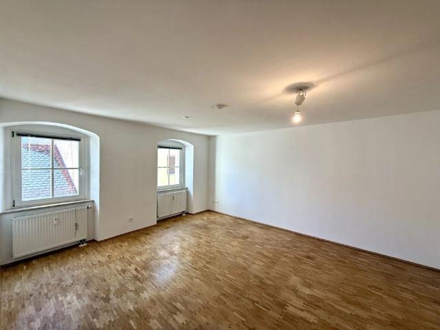 Wohnen in der Regensburger Altstadt – Ruhe, Licht und Blick über die Dächer