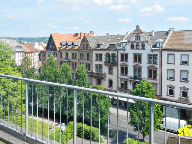 WOHNEN IN DIREKTER CITYLAGE * PERFEKTE SINGLEWOHNUNG MIT EINBAUKÜCHE!