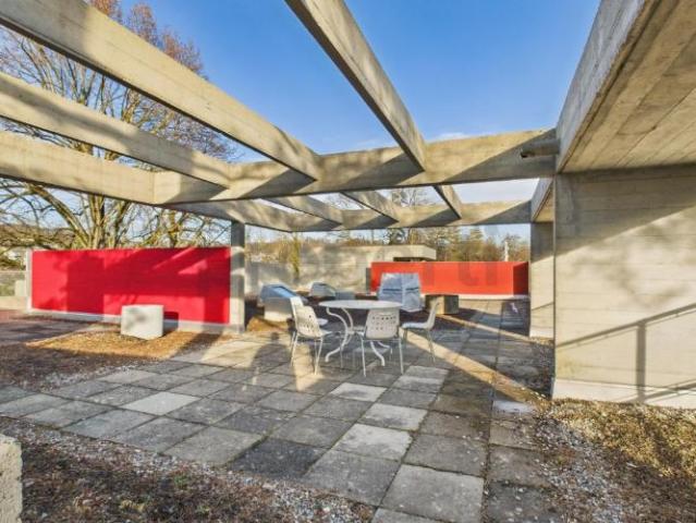 Wohnen in einer Ikone der Schweizer Architektur | Einzigartige Maisonettewohnung im denkmalgeschützten Atelier 5 Ensemble in Flamatt