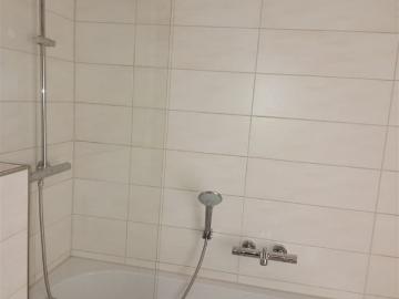 Wohnen in Schönefeld: 3 Zi. Whg mit offener Küche, Balkon, LIFT im Haus
