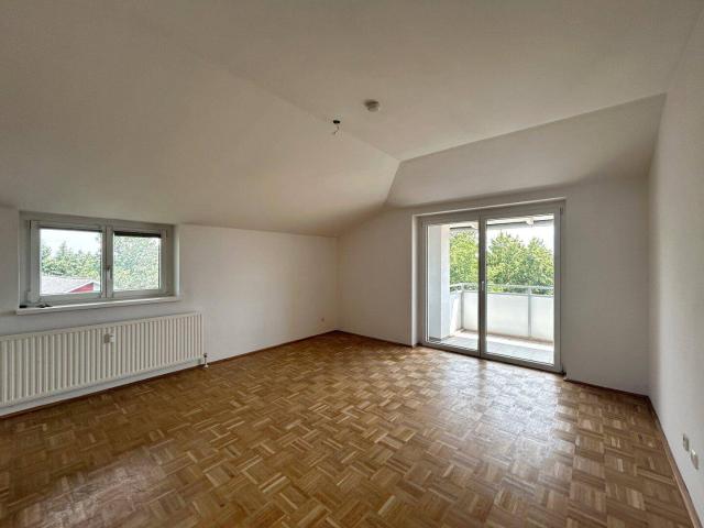 WOHNEN IN SCHWANENSTADT 3 ZIMMER WOHNUNG MIT BALKON UND TIEFGARAGE