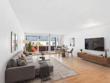 Wohnen in Seenähe: 4 Zimmer Wohnung mit über 100m² Wohnfläche und großem Balkon!