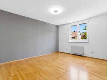 Etagenwohnung zum Verkauf in 6911 - Keller