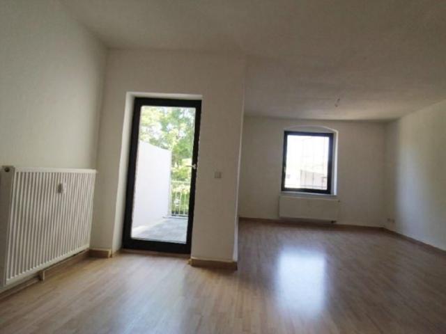 Wohnen in ruhiger Lage nahe dem Zentrum mit Balkon und Einbauküche