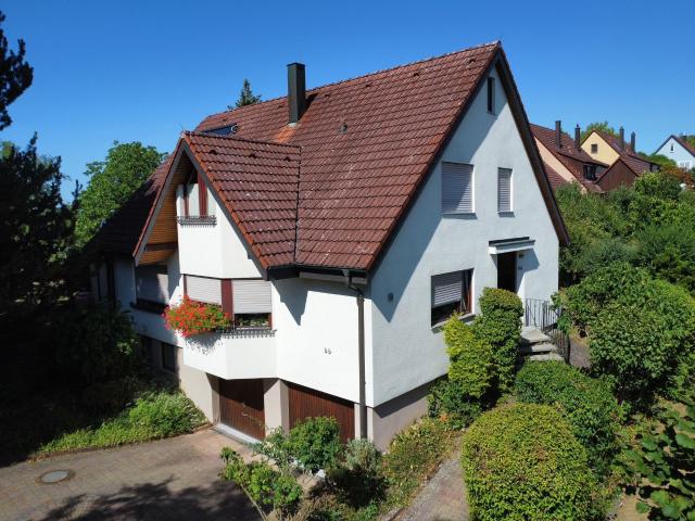 Wohnen in ruhiger, naturnaher Siedlungsrandlage.