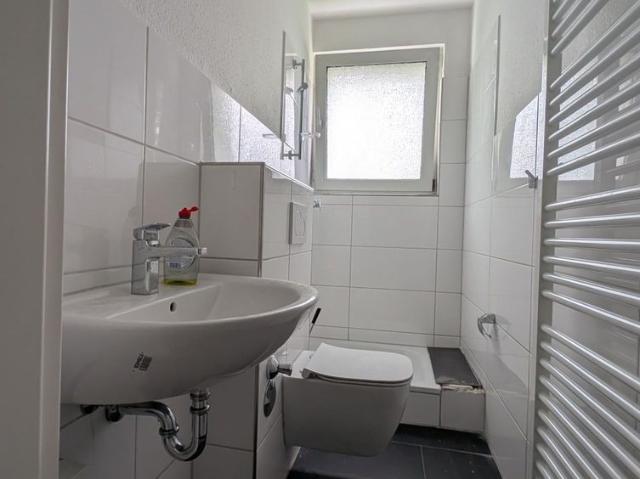 Wohnen in Wanheim, 3 Raumwohnung mit Balkon