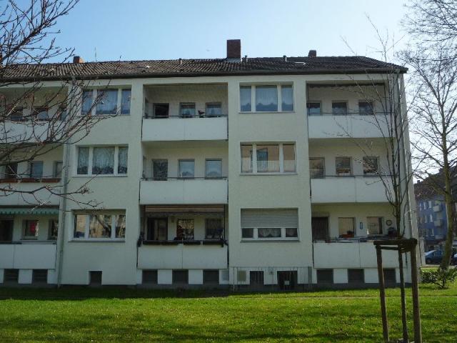 Wohnen in Wanheim, 3 Raumwohnung mit Balkon im Erdgeschoss