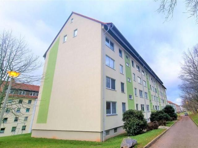 Wohnen in Top Lage 4 Zimmer Wohnung mit PKW Stellplatz