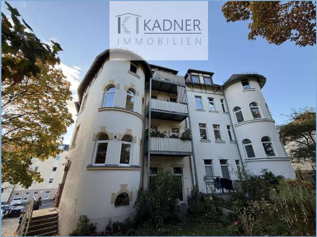 Wohnen oder Anlegen? Helle 4 Zimmer WE mit Blk im DG, Stellplatz
