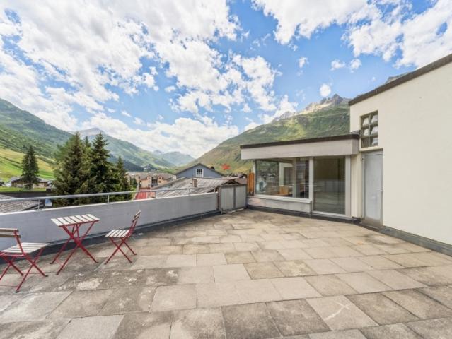 Wohnen oder Ferien! Attika mit Panoramaterrasse