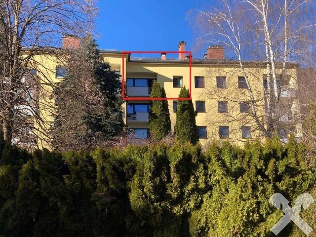 Wohnen mit Mehrwert – Zentrale 3 Zimmer Wohnung mit Garage, großem Keller und sonnigem Balkon in Liezen