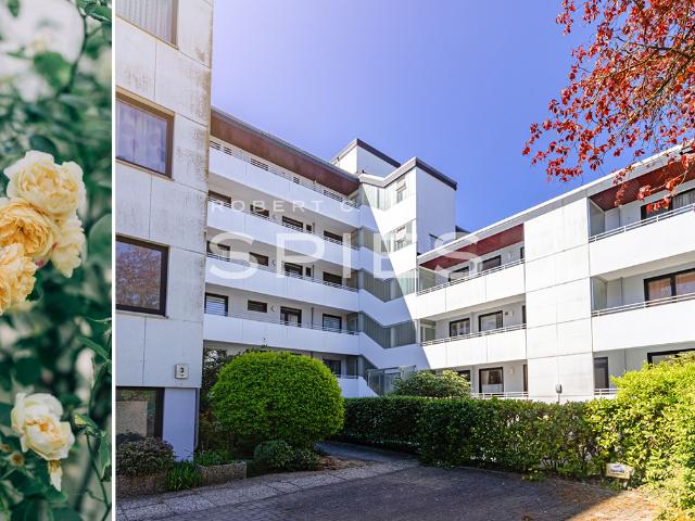 Wohnen mit Ausblick: Charmante 4 Zimmer Penthousewohnung mit Dachterrasse nahe dem Mühlenviertel