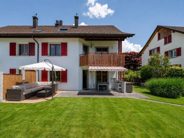 Wohnen mit Aussicht und Gartenidylle
