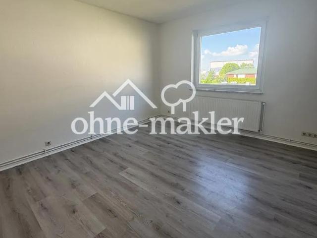 Wohnen mit Balkon – Charmante 2 Zimmer Wohnung im 2. OG in Bremerhaven Mitte