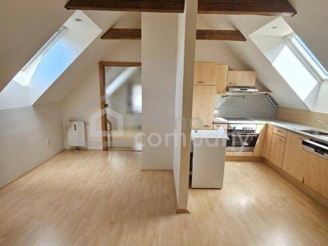 Wohnen mit Bergblick: 81 m² Dachgeschosswohnung in Siedlungslage – noch zweitwohnsitzfähig, in Admont