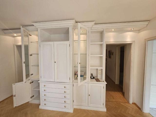 Wohnen mit Charakter: 2 Zimmer Wohnung in Obermenzing