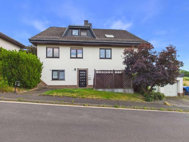 Wohnen mit Charakter: 2 Zimmer Wohnung in Heringen Werra