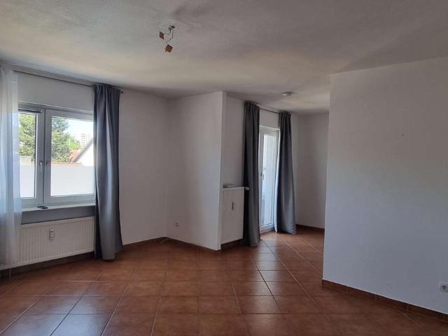 Wohnen mit Charakter: 2,5 Zimmer Wohnung in Frankfurt Niederrad