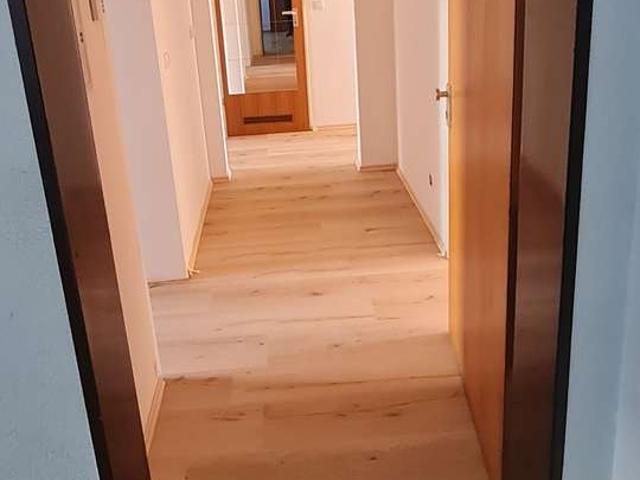 Wohnen mit Charakter: 3 Zimmer Wohnung im Regensburger Westen