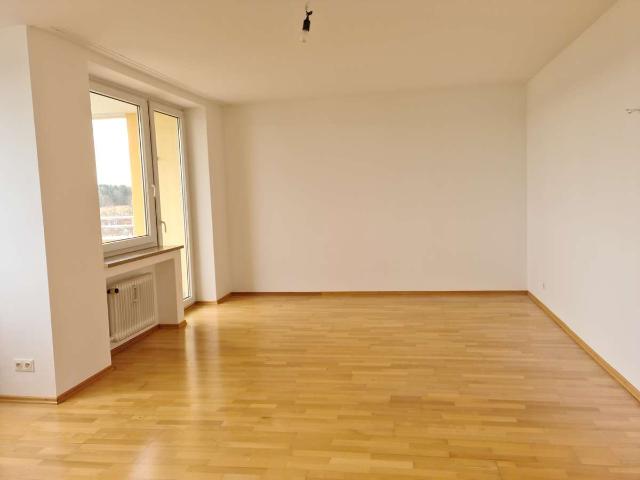 Wohnen mit Charakter: 3 Zimmer Wohnung in Neuried