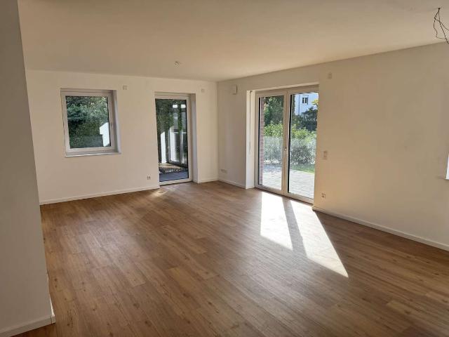 Wohnen mit Charakter: 3 Zimmer Wohnung in Bad Waldliesborn mit Garten